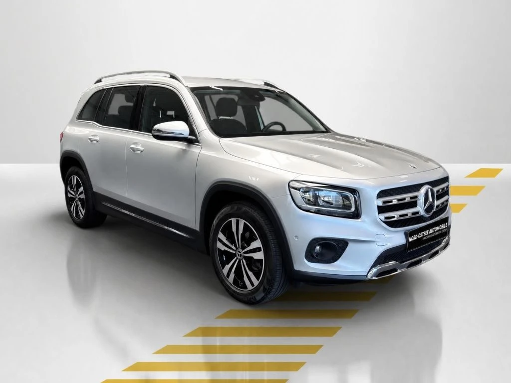 Mercedes-Benz-GLB 180 d-image-16