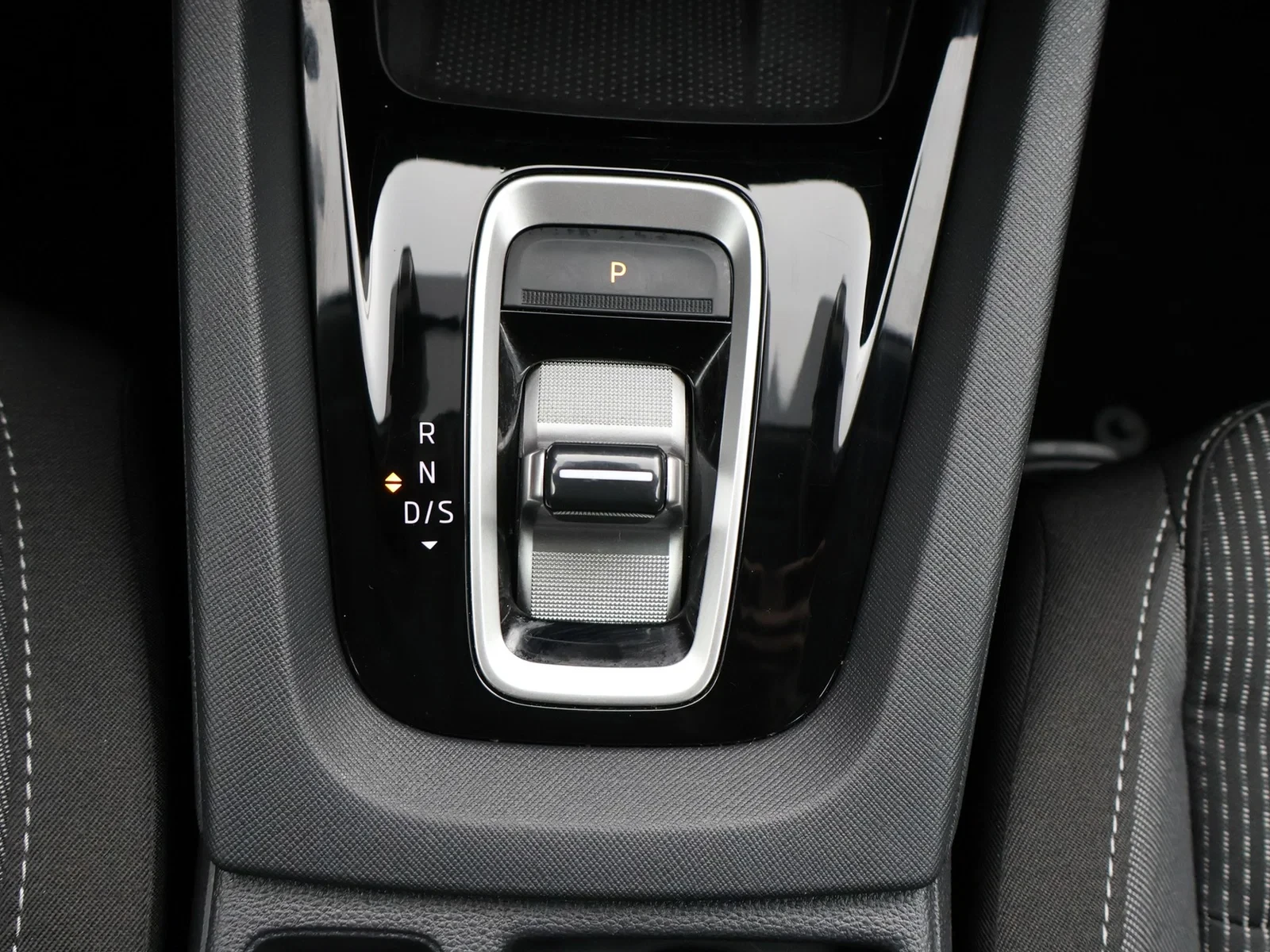 Škoda Octavia Combi Octavia Combi 1.5TSI eTec MHEV 150PK *AUTOMAAT*VIRTUAL COCKPIT*CAMERA*CRUISE*PDC*APP-CONNECT*...*