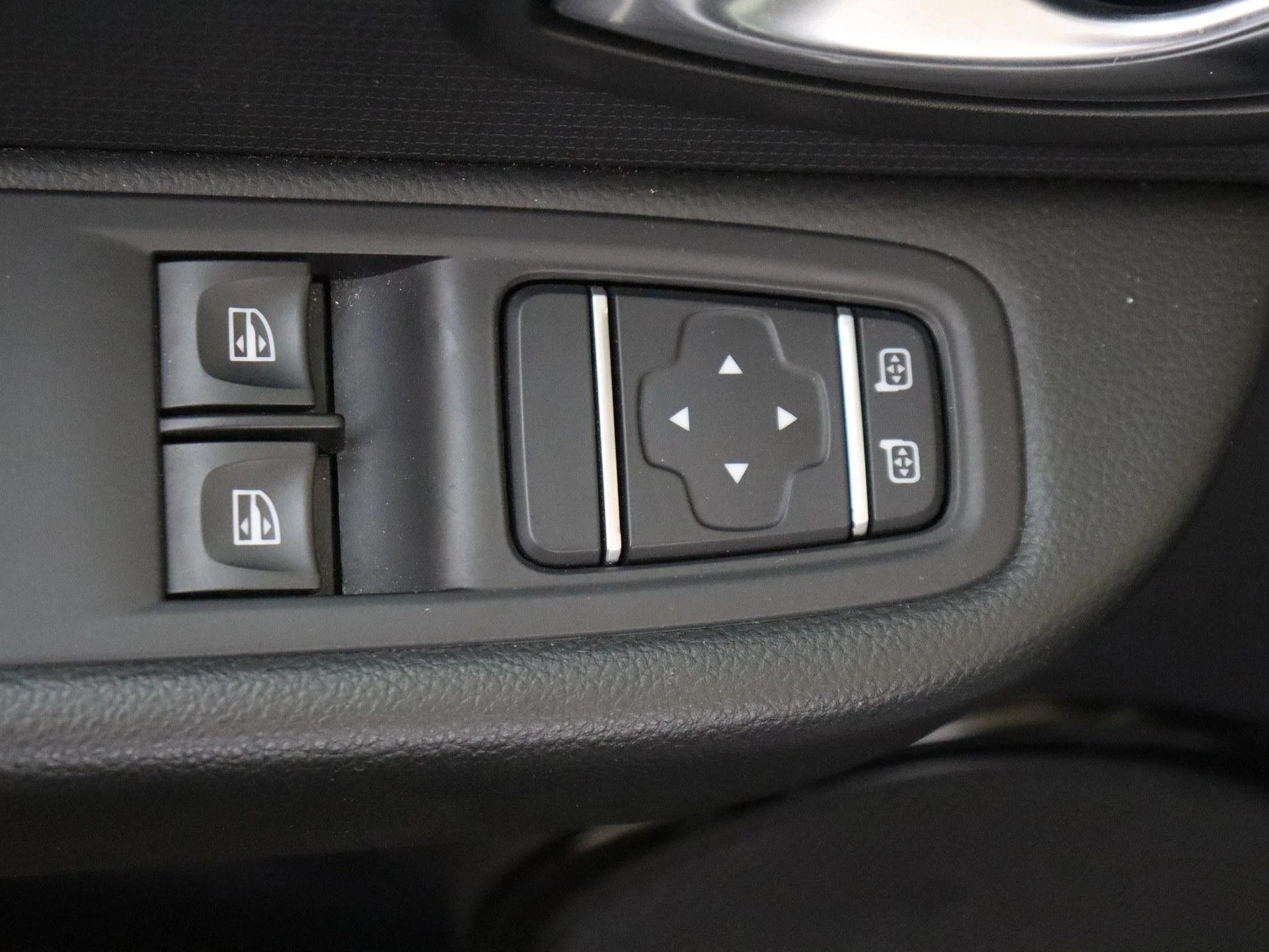 Renault-Clio-image-24