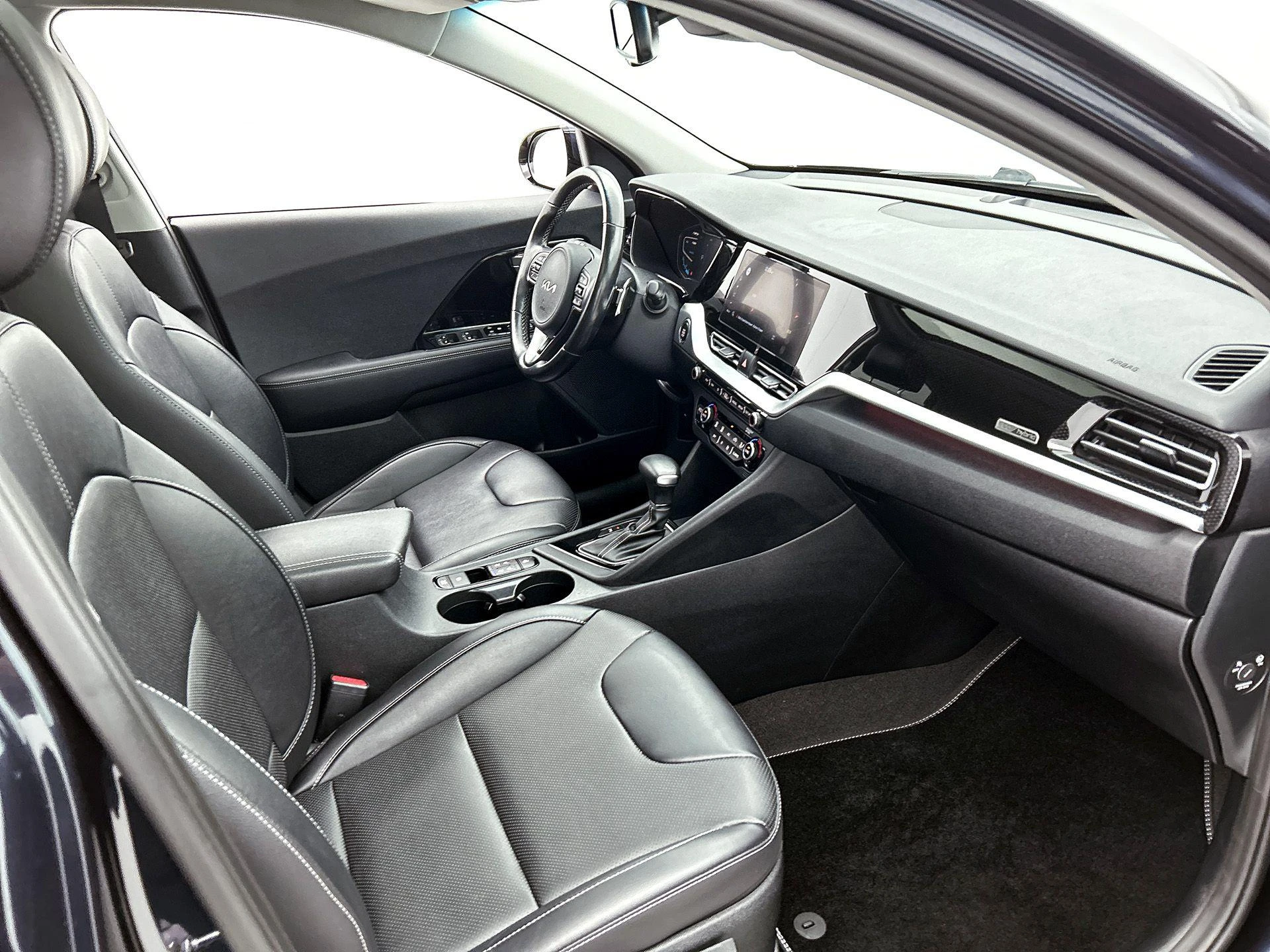 Kia-Niro-image-18