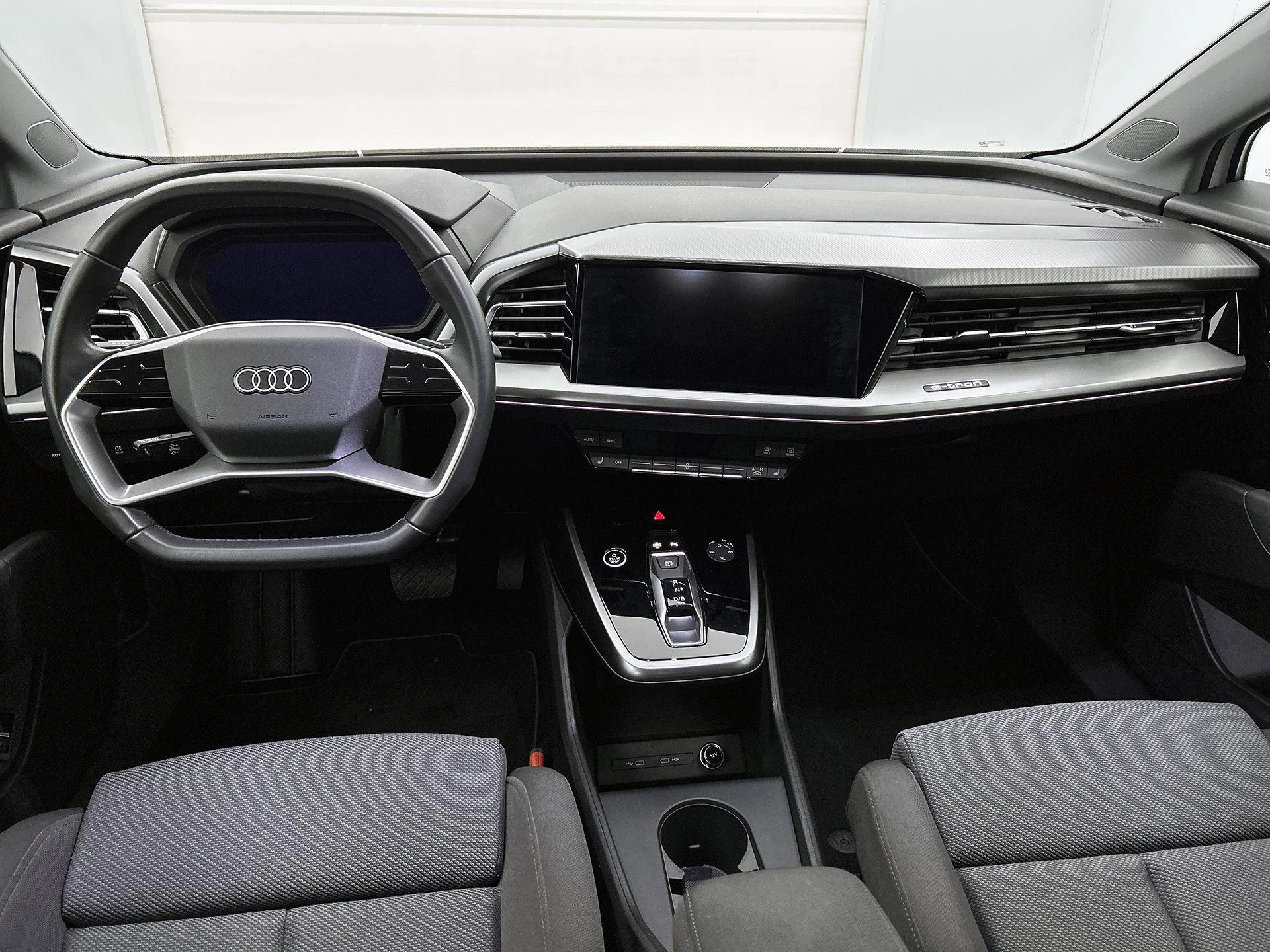 Audi-Q4 e-tron-image-13