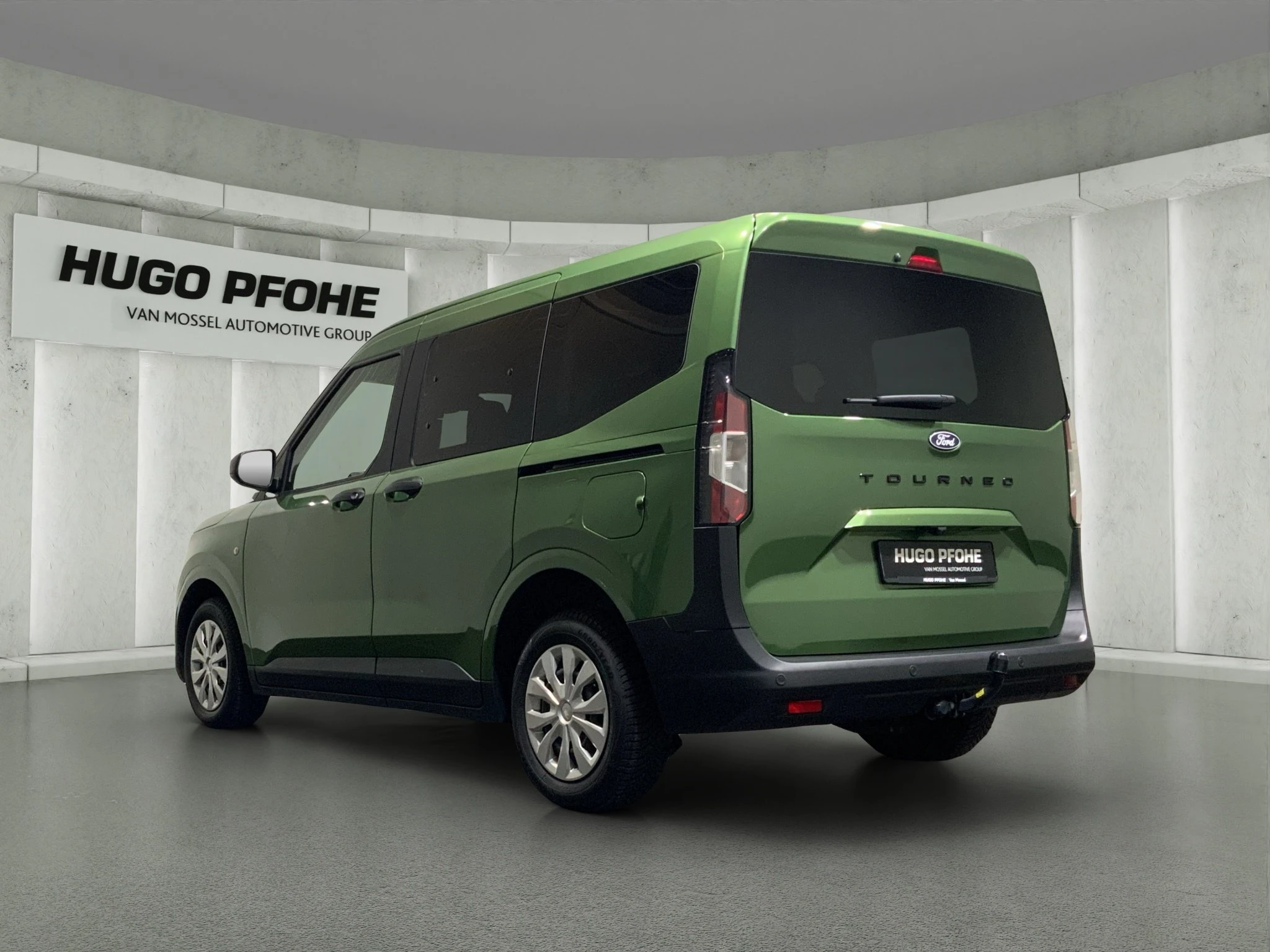 Ford-Tourneo Courier-image-2