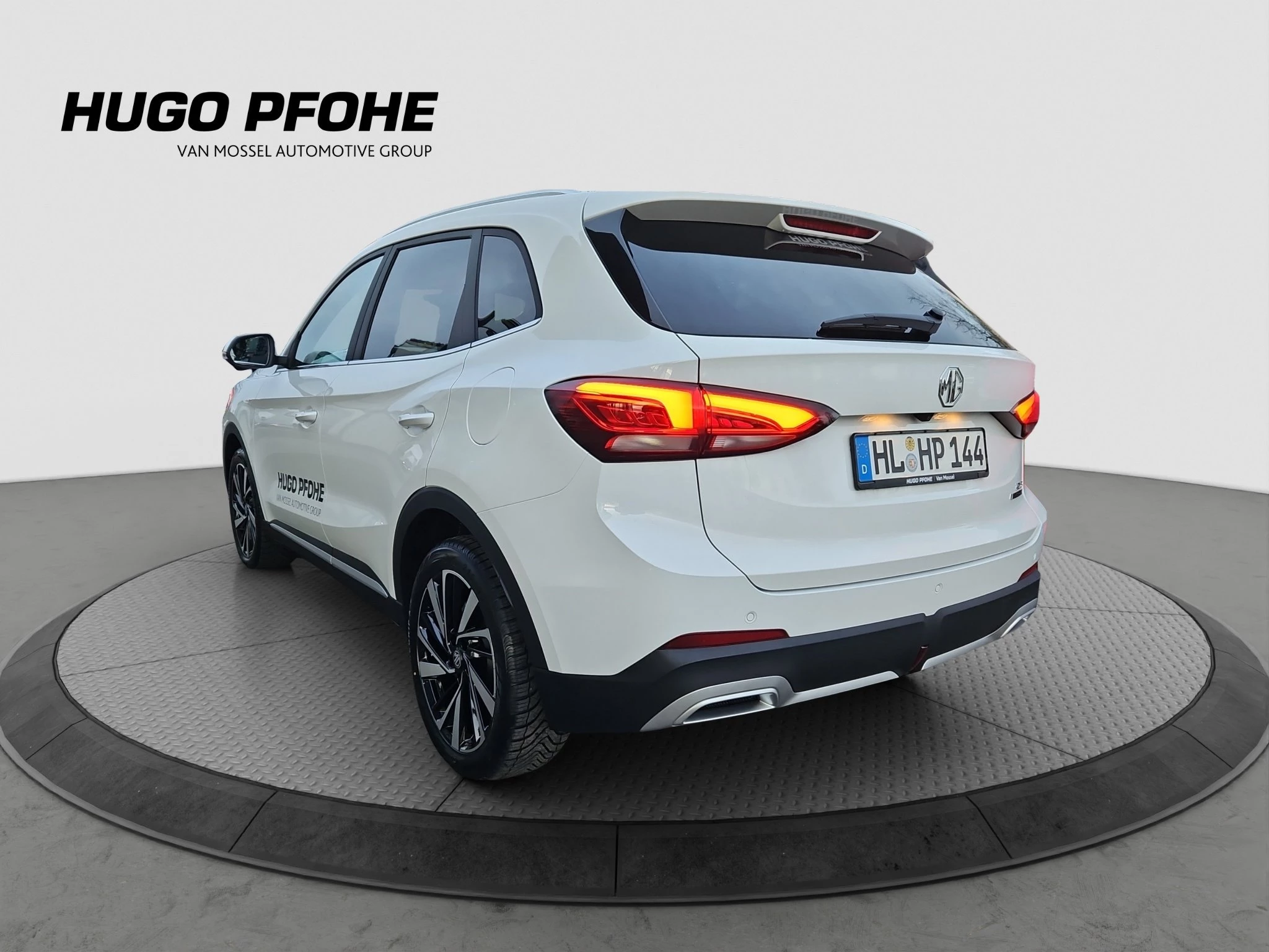 MG ZS Luxury 1.5 Hybrid+ Autom LED ACC GJR RFK SHZ
