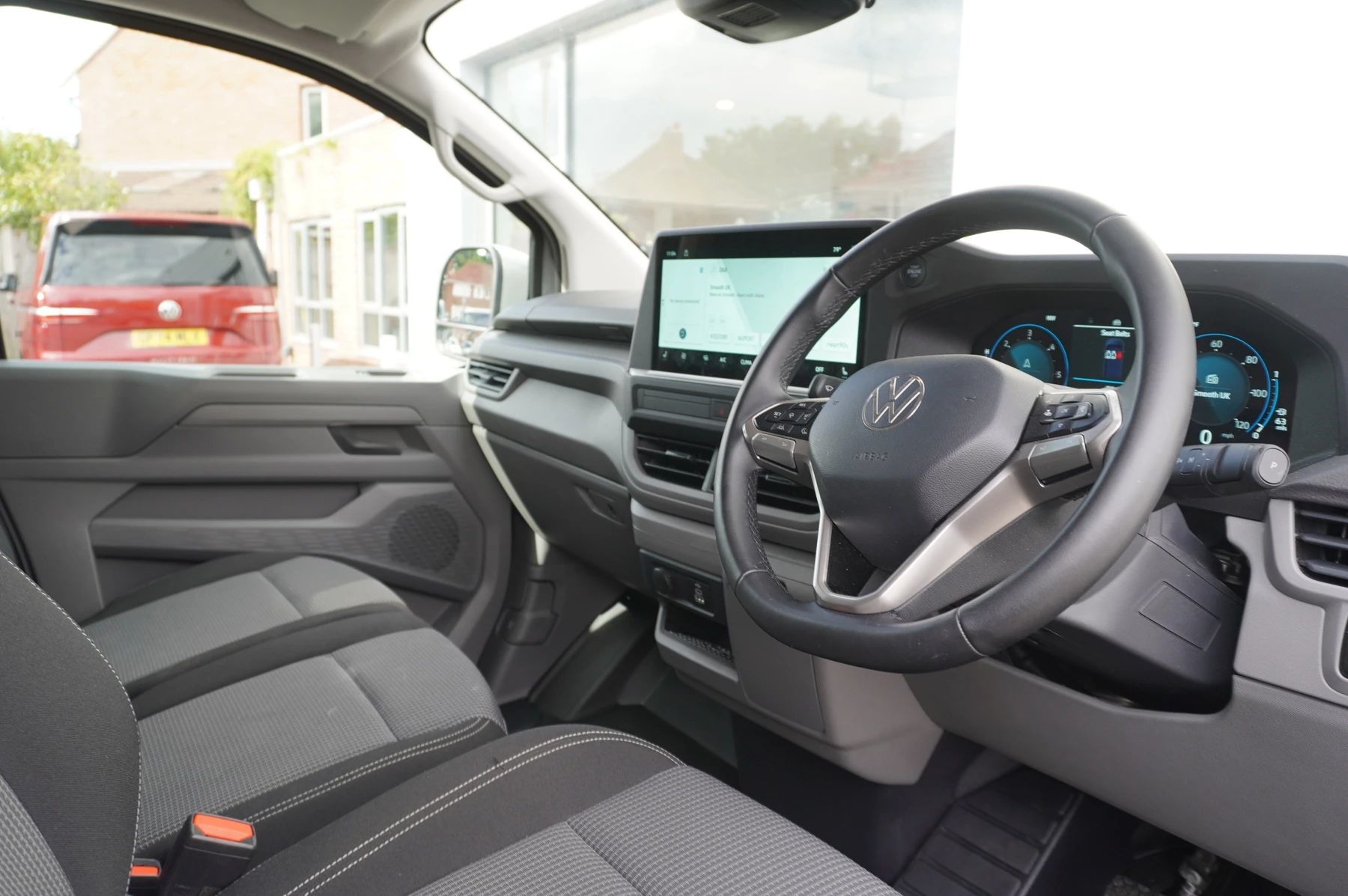 Volkswagen-Transporter-image-5