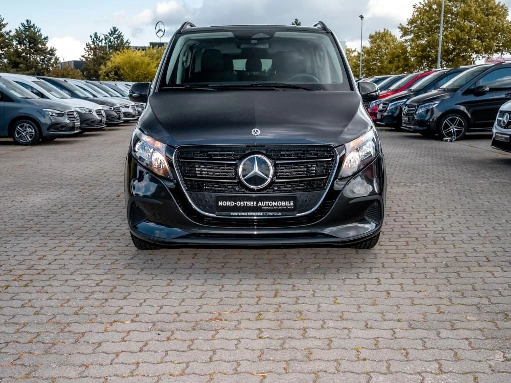 Mercedes-Benz-V-Klasse 220 d-image-3
