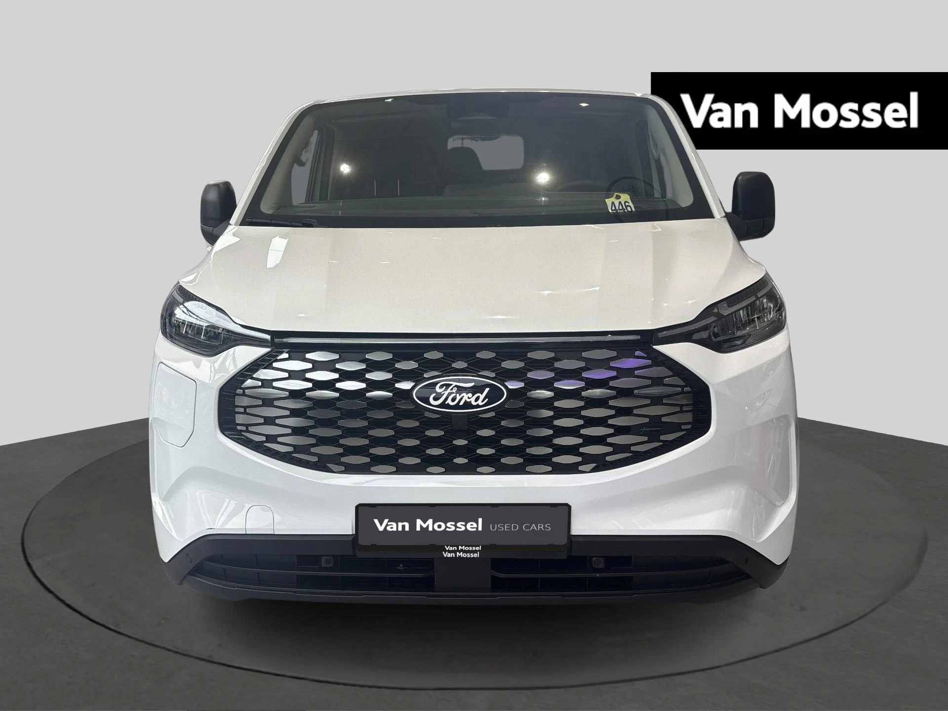 Ford-E-Transit Custom-image-1