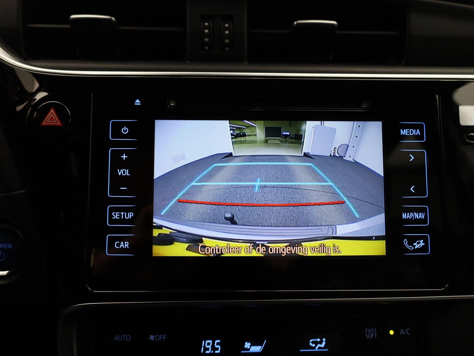 Toyota-Auris-image-26