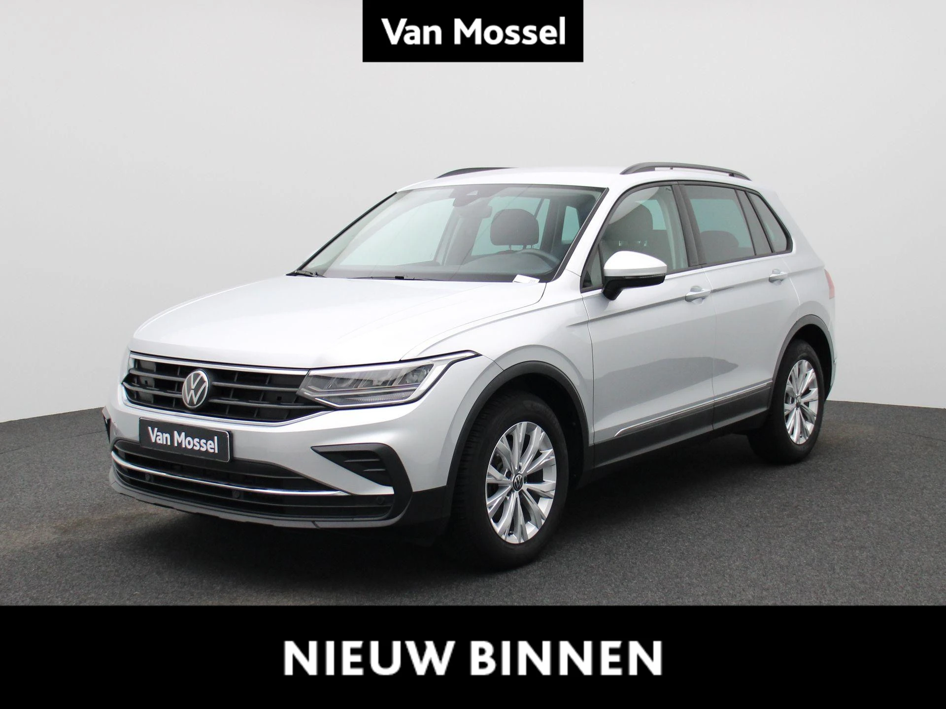 Volkswagen-Tiguan-image-0