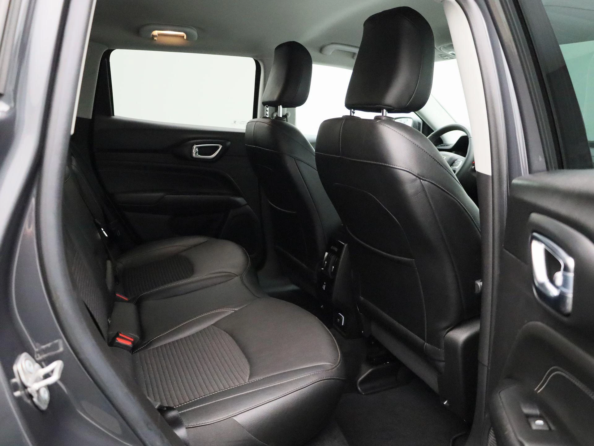 Jeep Compass 1.3 Turbo T4 190 4xe ATX Night Eagle