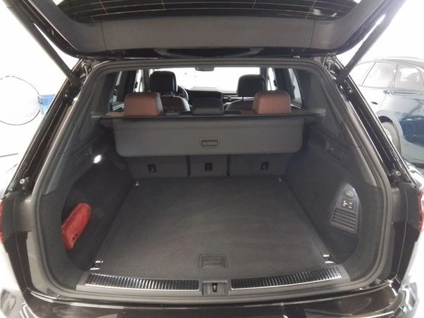 Volkswagen Touareg TDI 4Motion Tiptronic R-Line /MatrixLED