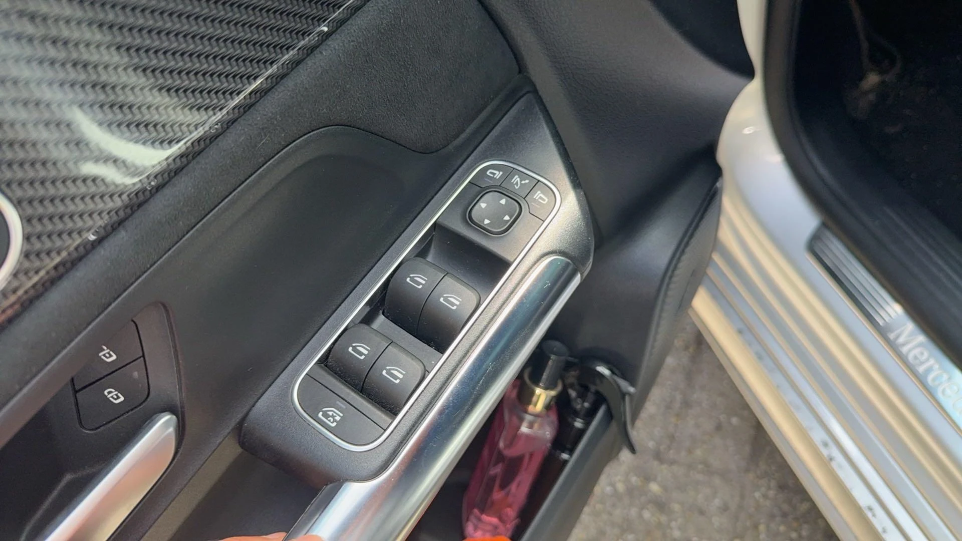 Mercedes-Benz-B-Klasse-image-10