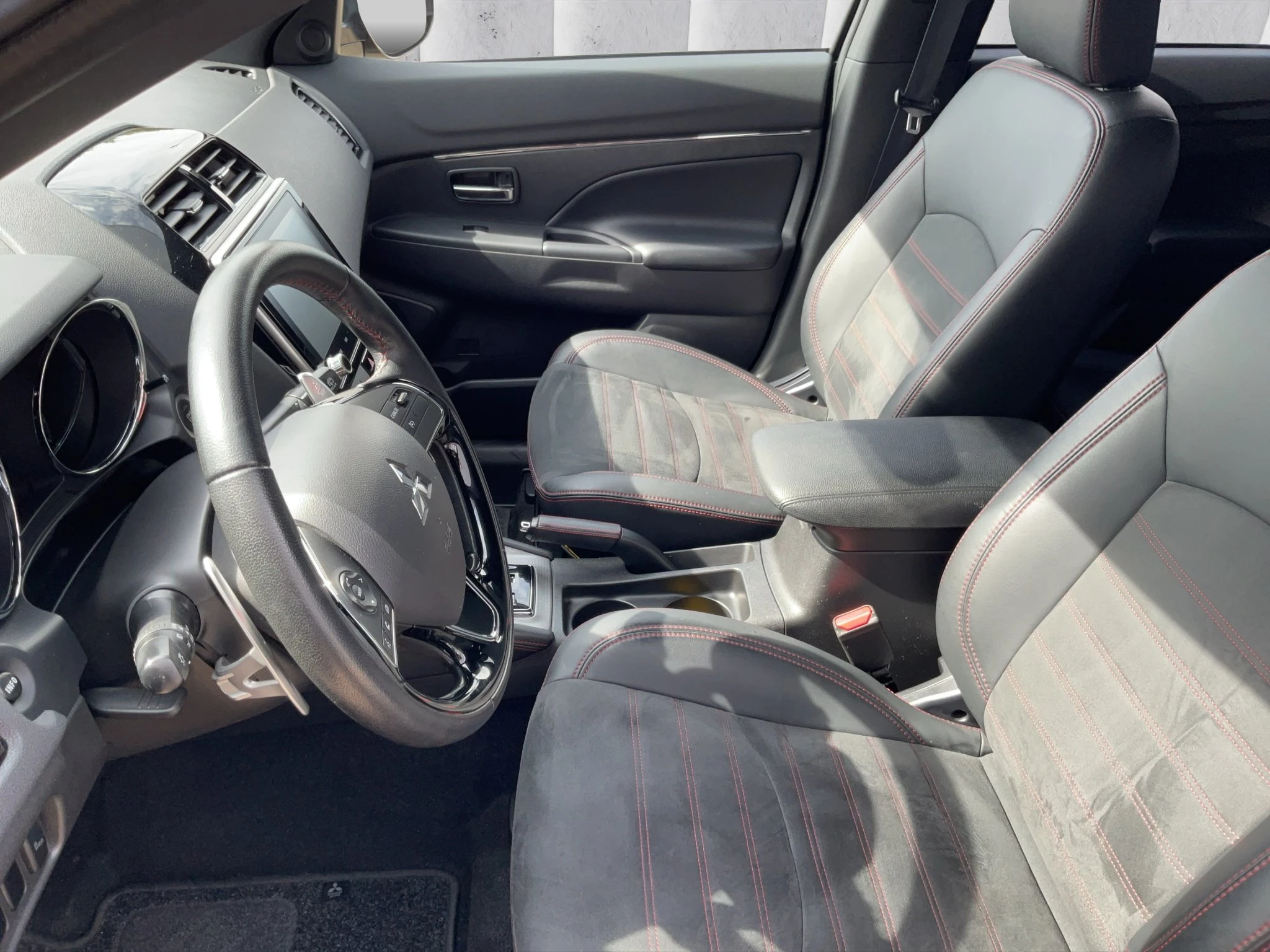 Mitsubishi-ASX-image-9