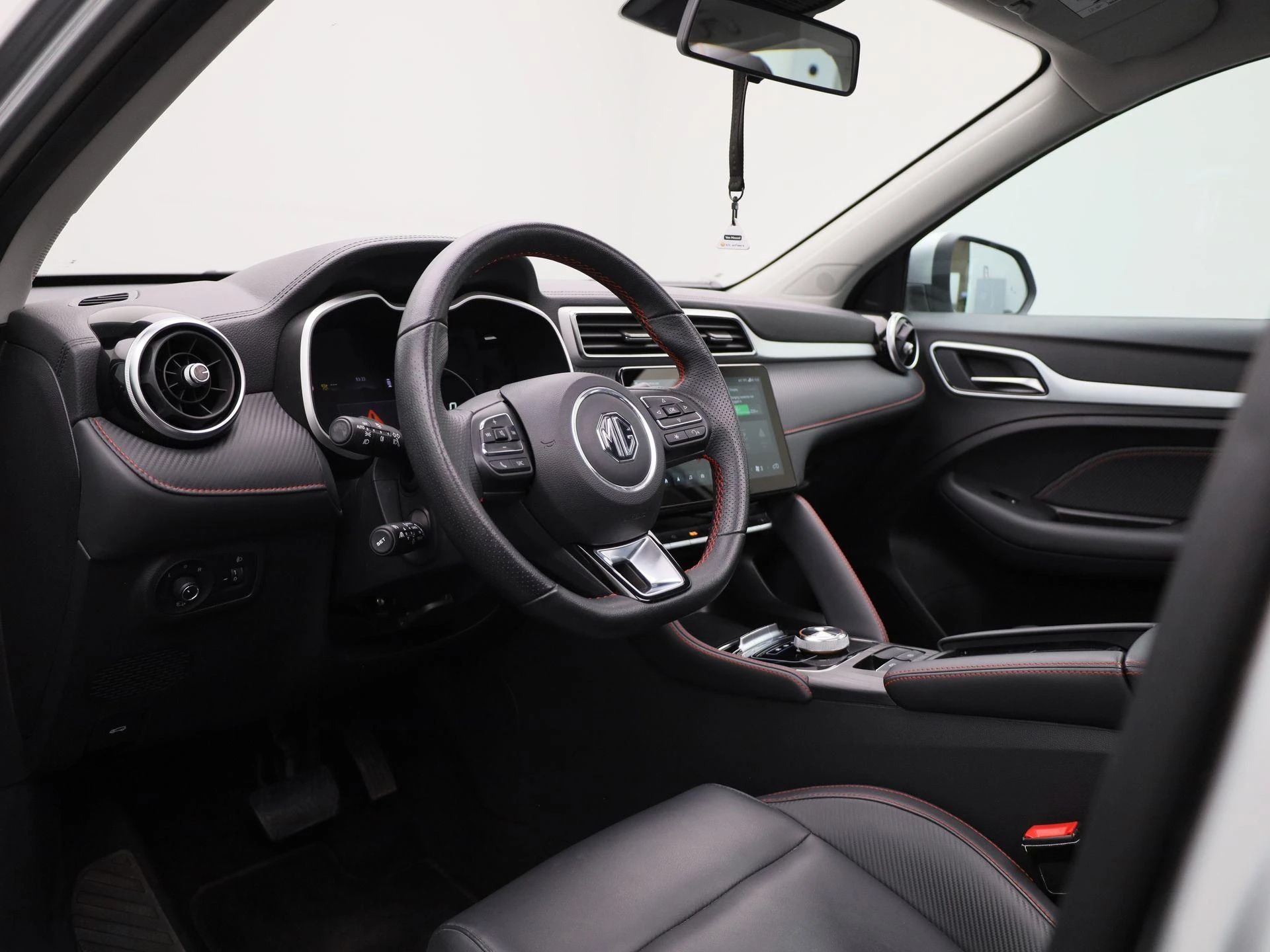 MG ZS EV MG EV Long Range Luxury 70 kWh