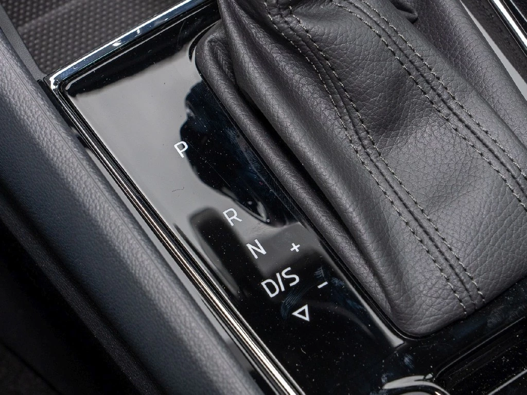 Škoda Karoq 2,0 TDI DSG Tour