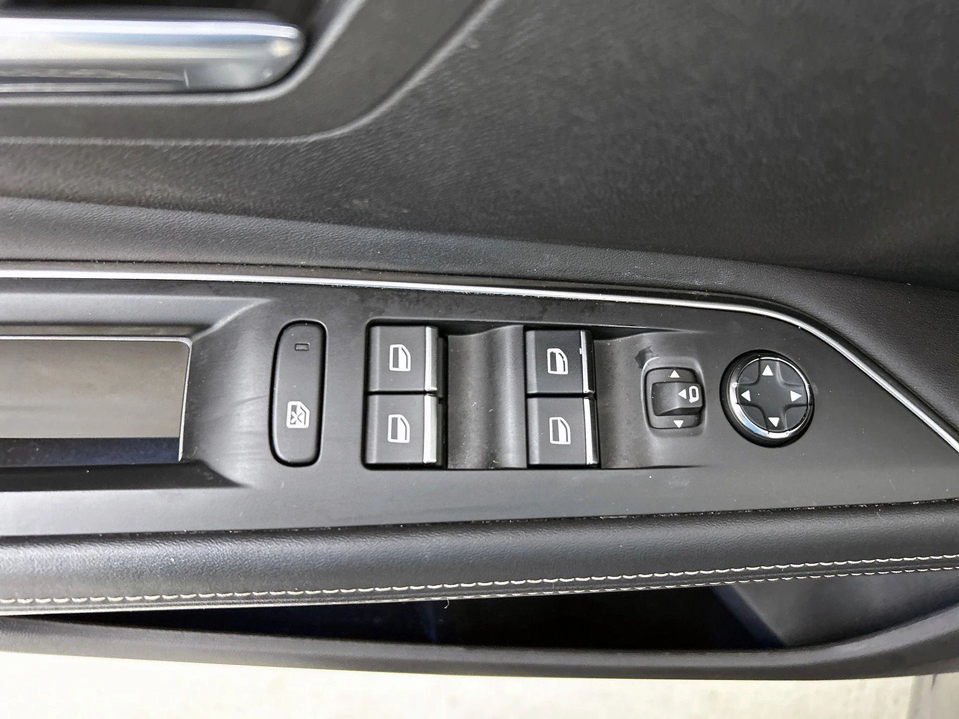 Peugeot-3008-image-36