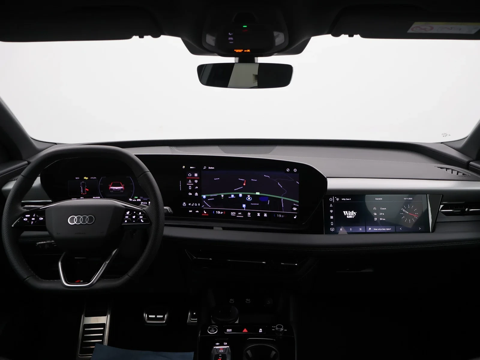 Audi Q6 e-tron Audi Q6 SUV S line e-tron quattro 387pk DEMO