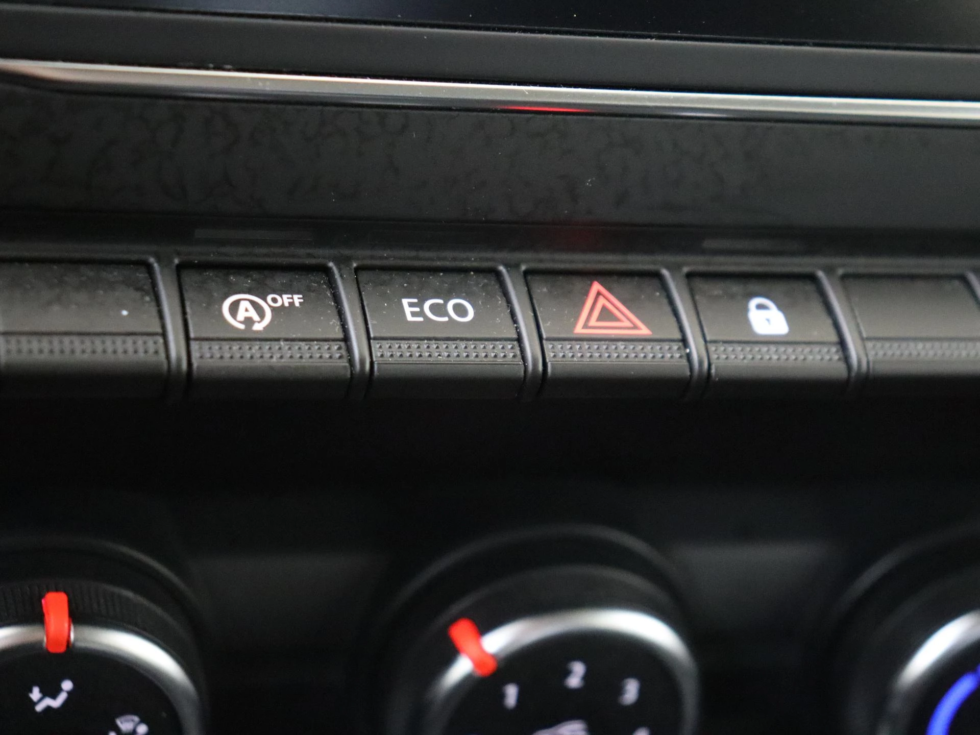 Renault-Captur-image-19