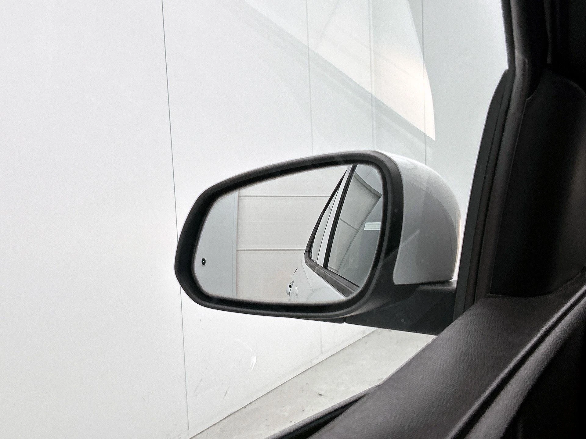 Opel-KARL-image-17