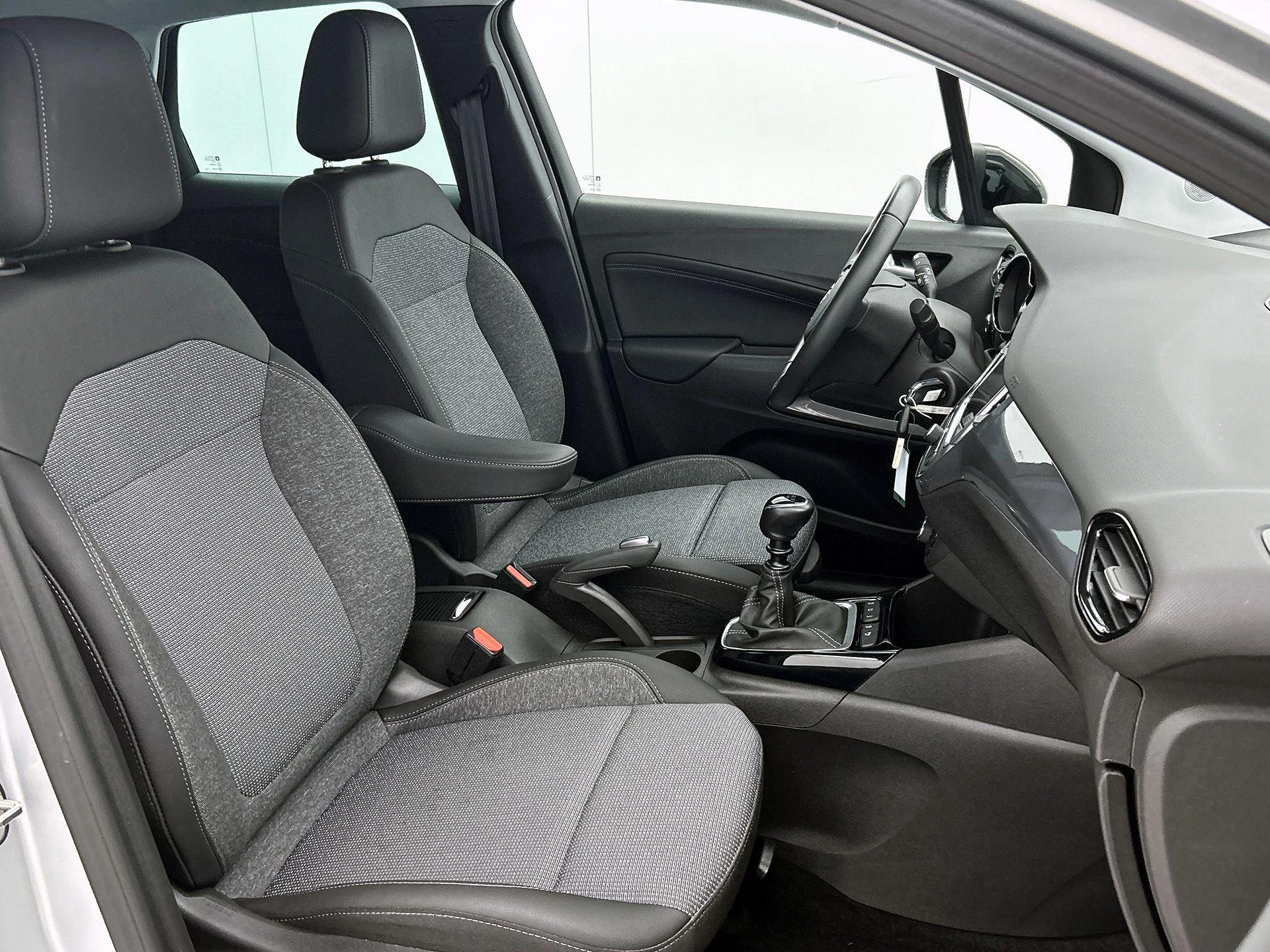 Opel-Crossland-image-33