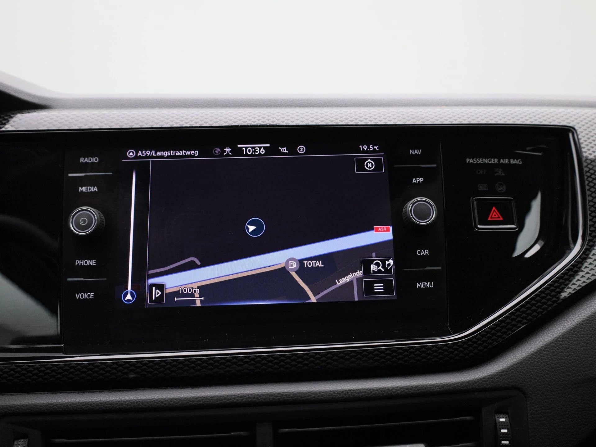 Volkswagen-Polo-image-16