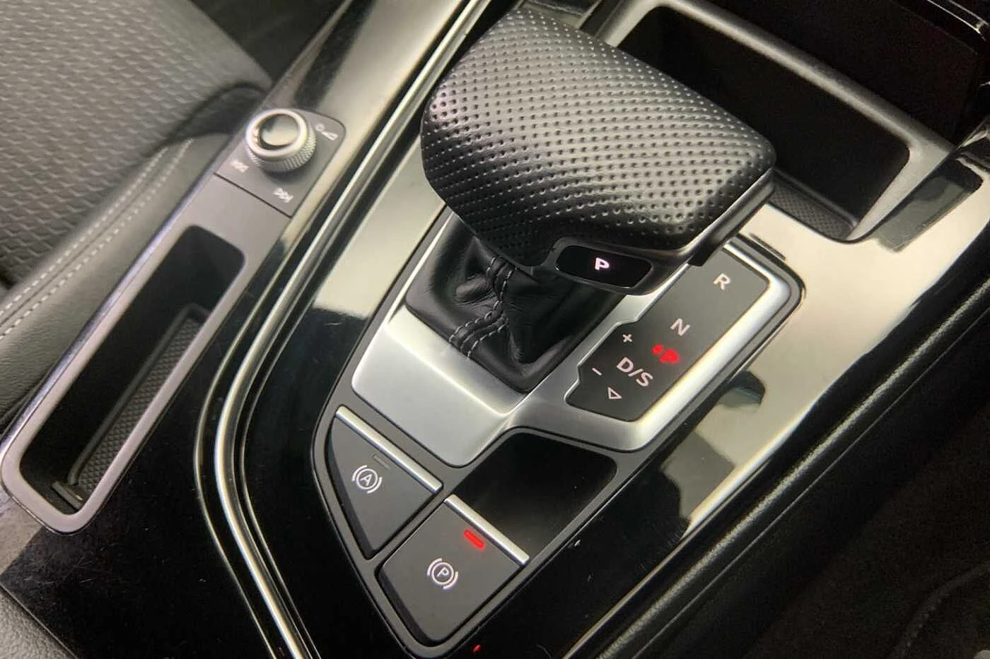 Audi-A4-image-23
