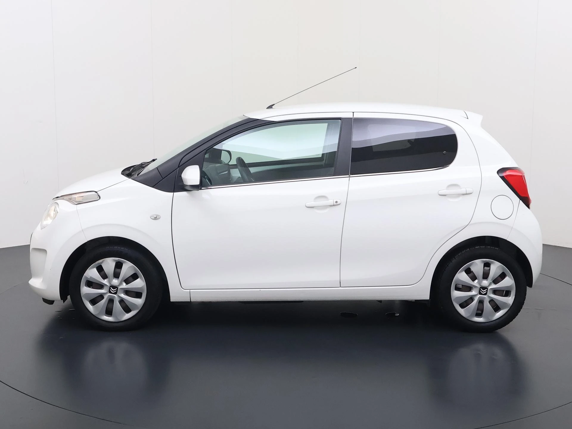 Citroën-C1-image-1
