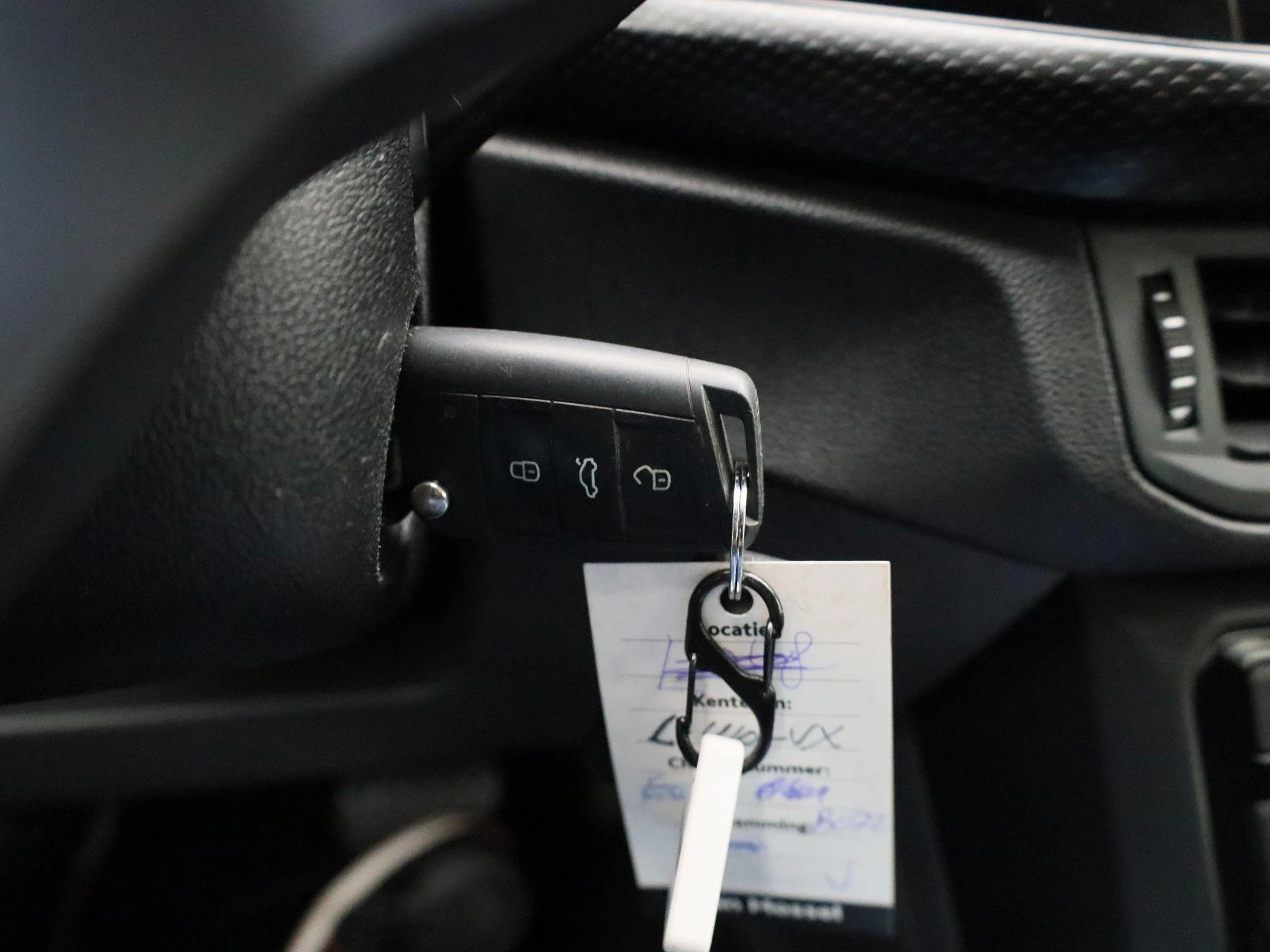 Volkswagen-T-Cross-image-20