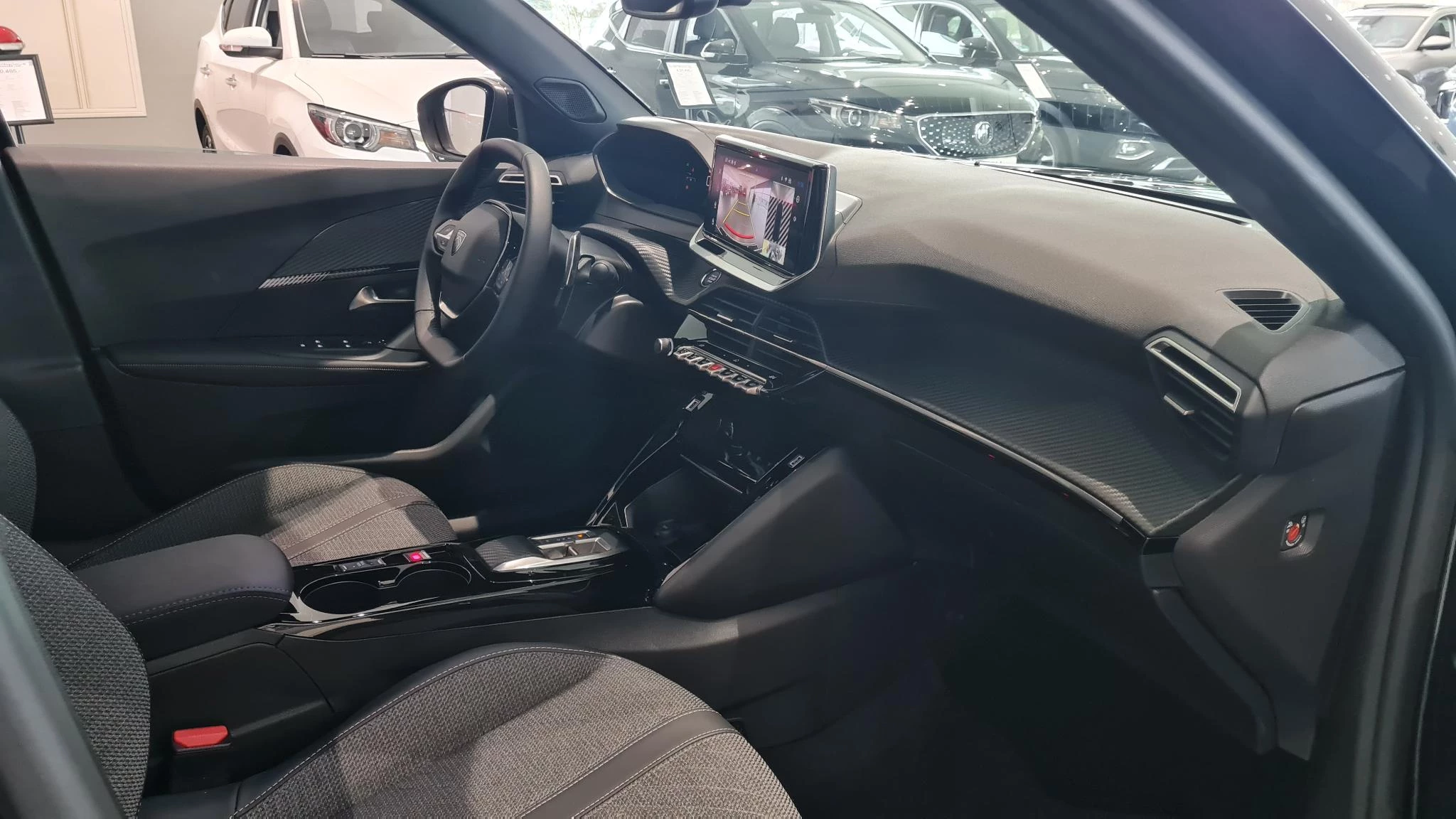 Peugeot-2008-image-11