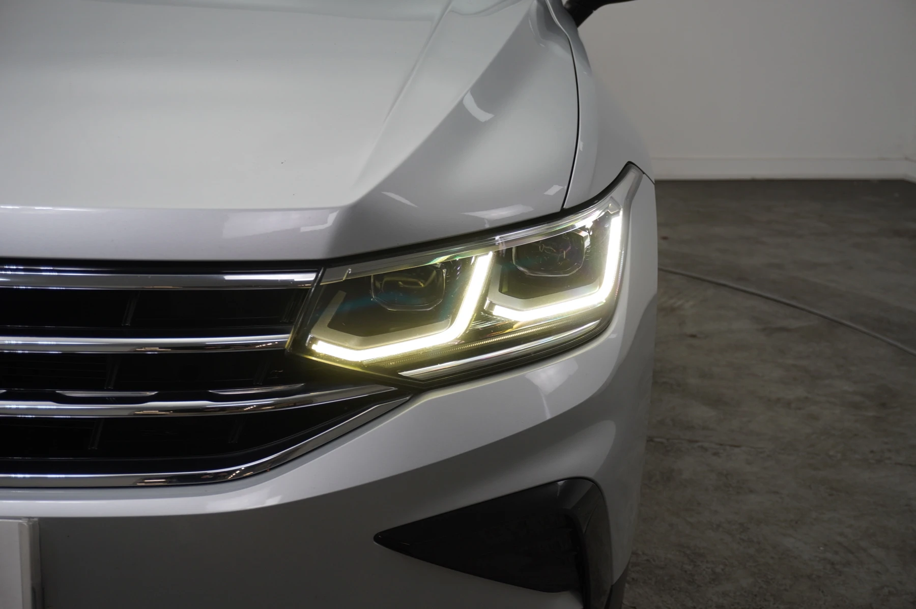 Volkswagen-Tiguan-image-45
