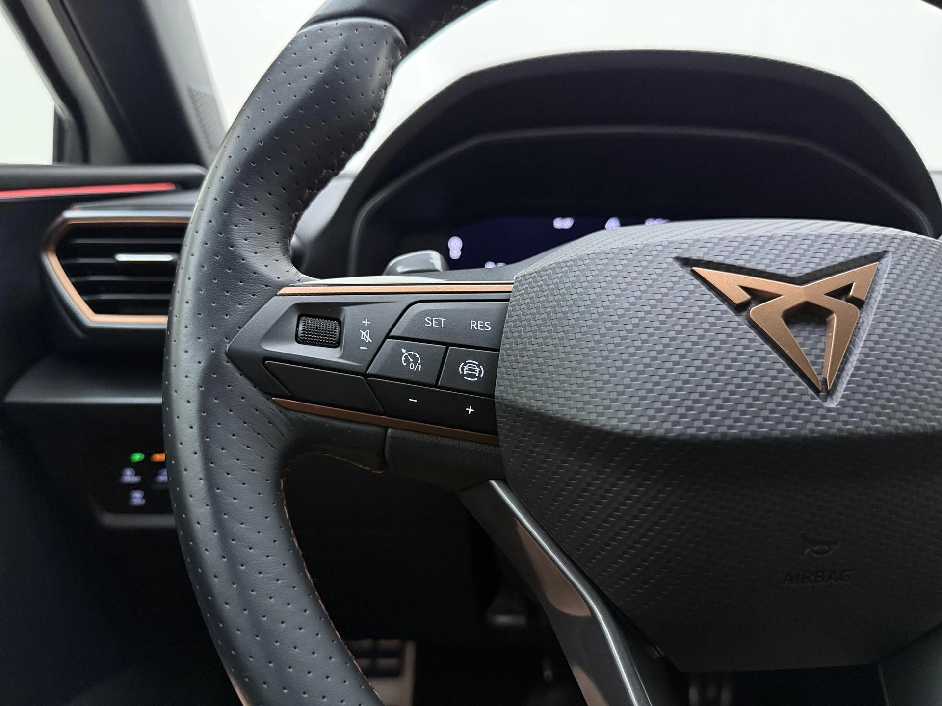 CUPRA Leon Sportstourer 1.4 e-Hybrid Business