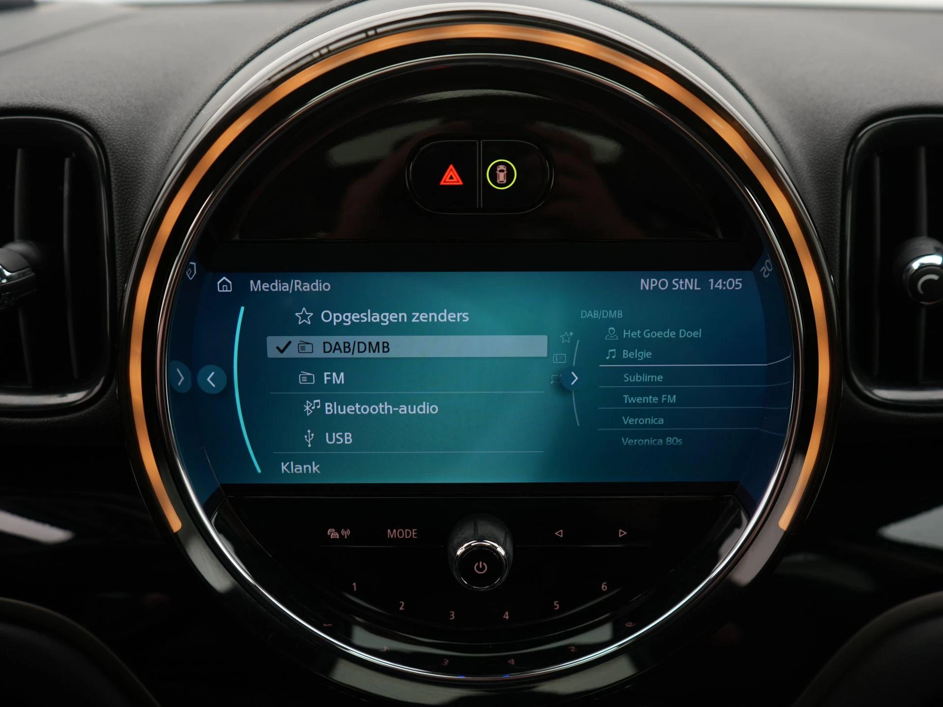 MINI-Countryman-image-15