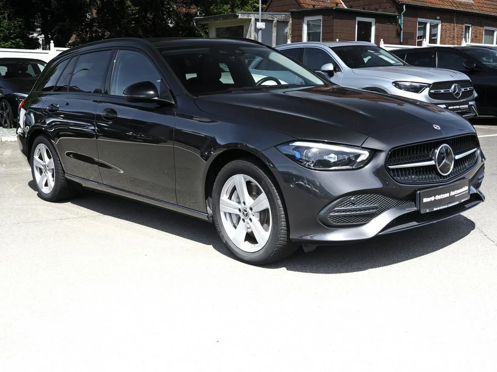 Mercedes-Benz-C-Klasse 300 e-image-4