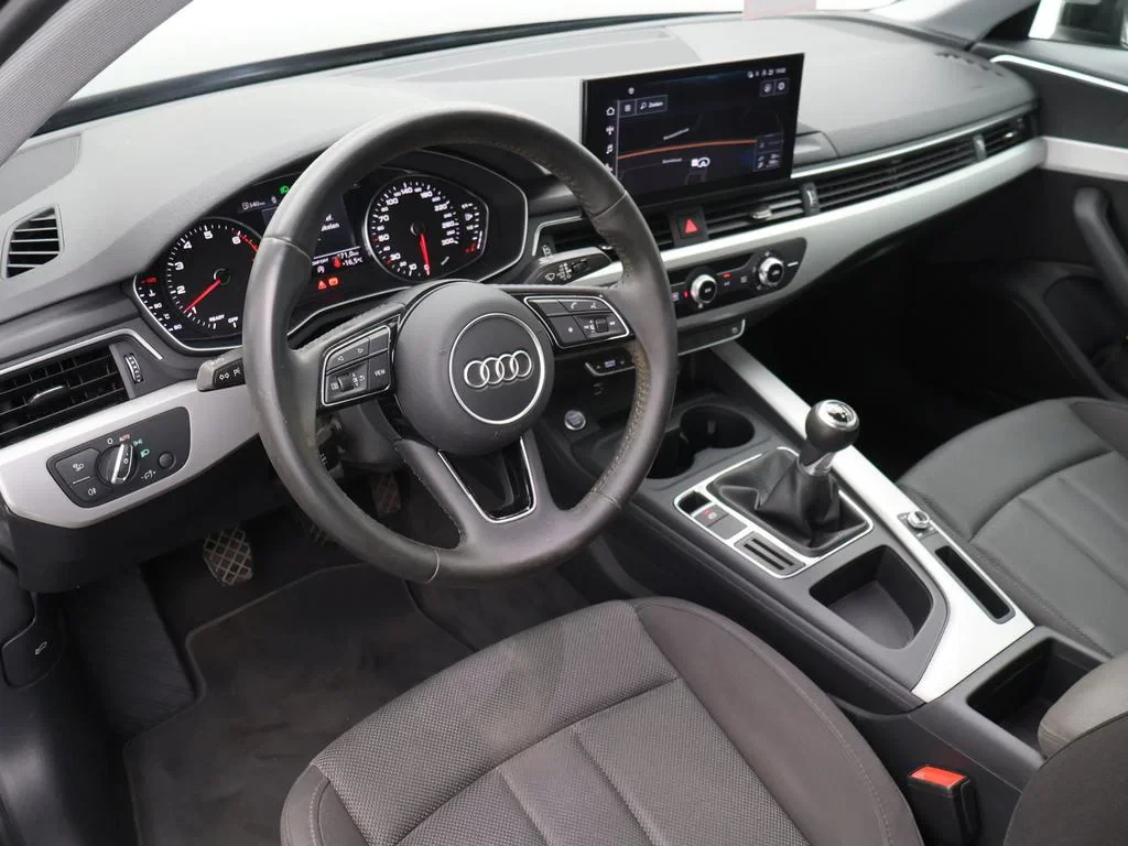 Audi-A4-image-17