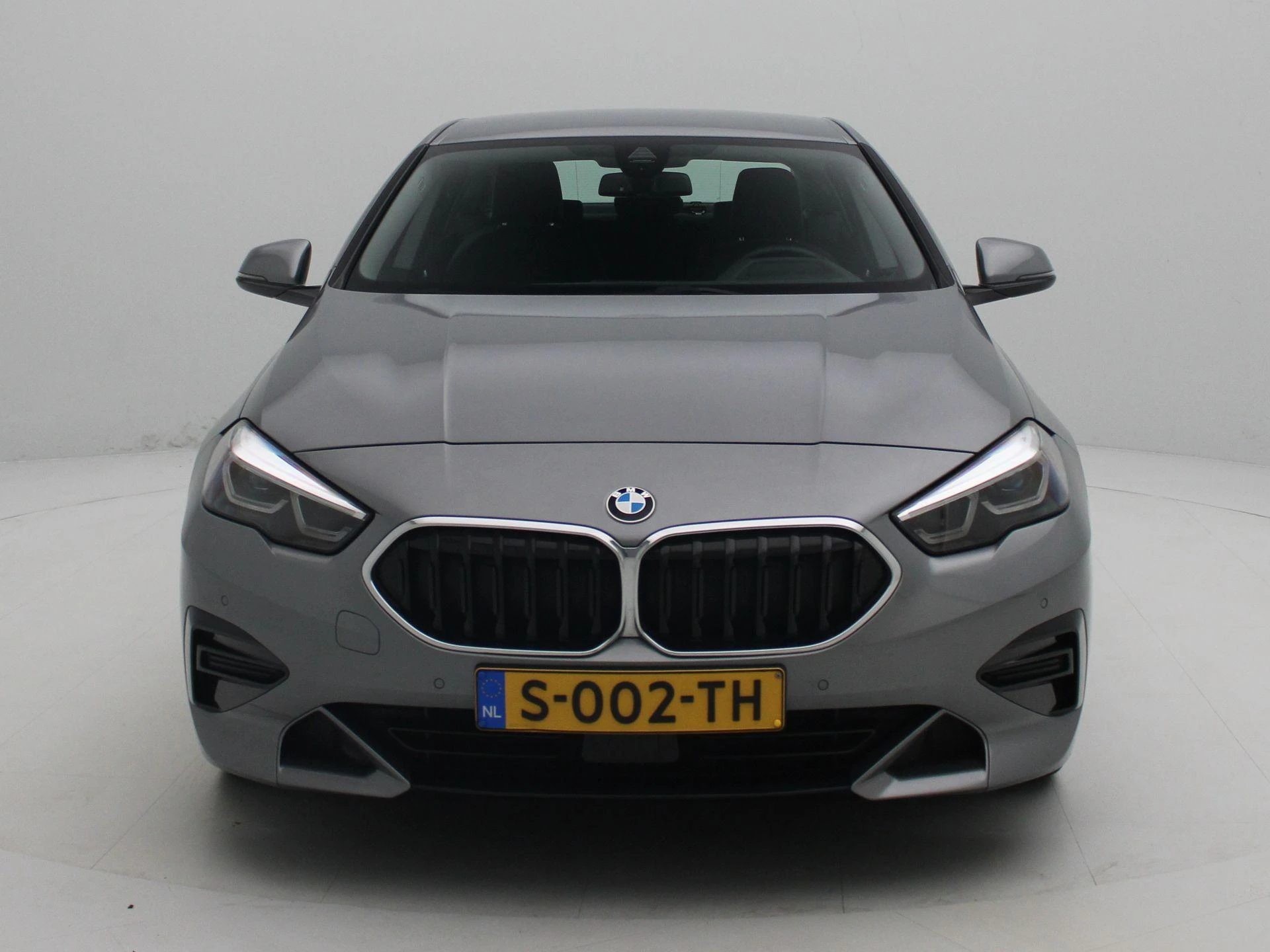 BMW-2 Serie-image-2