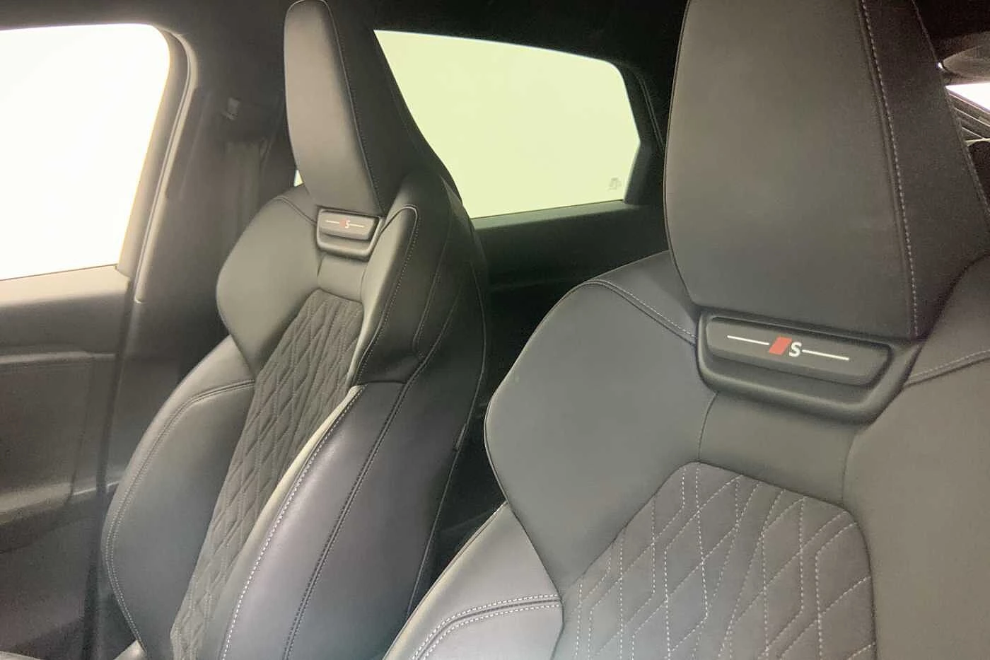 Audi-Q6 e-tron-image-8