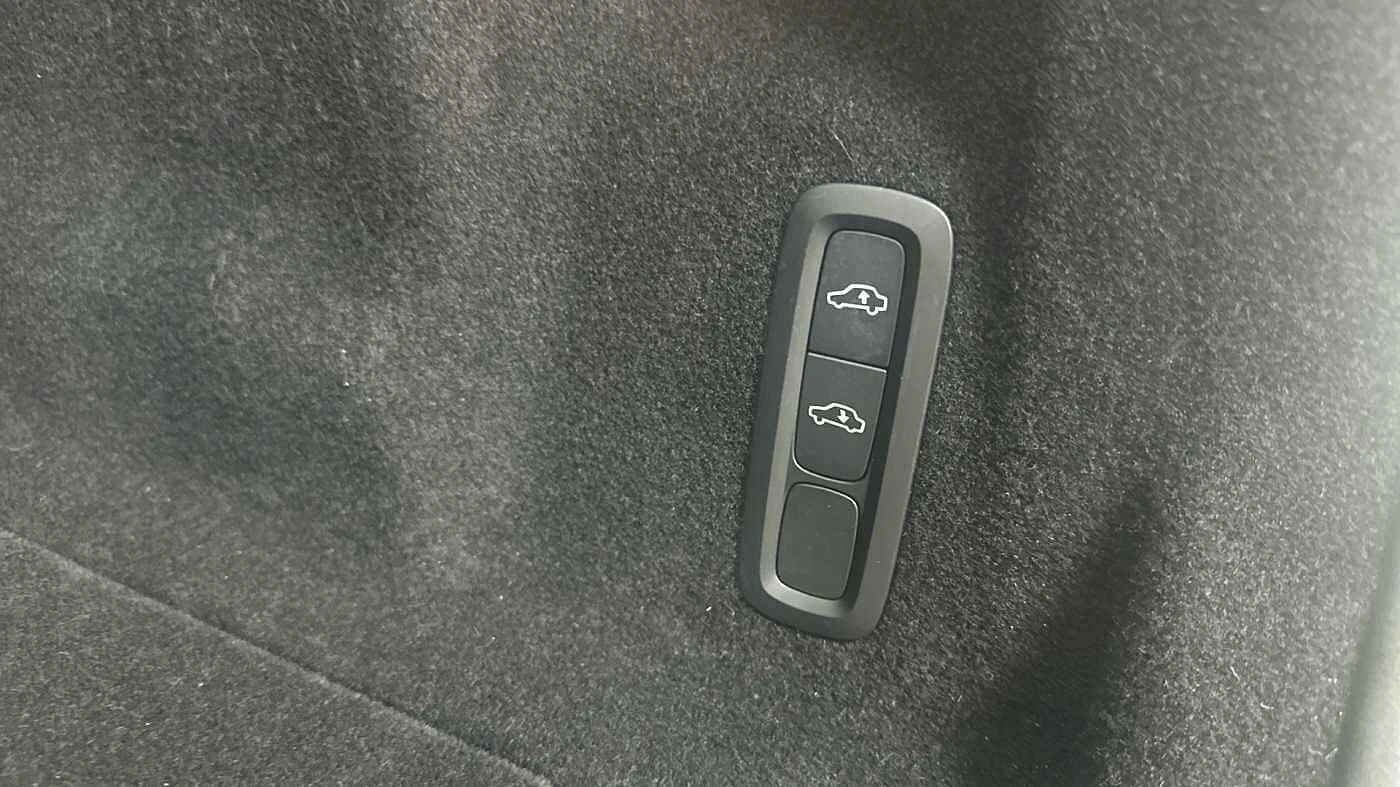 Volvo-XC60-image-15