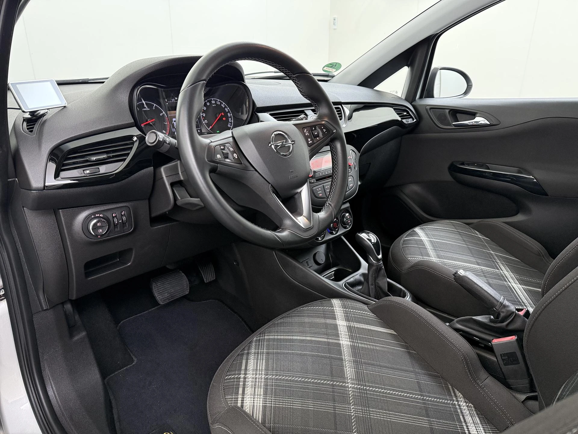Opel-Corsa-image-12