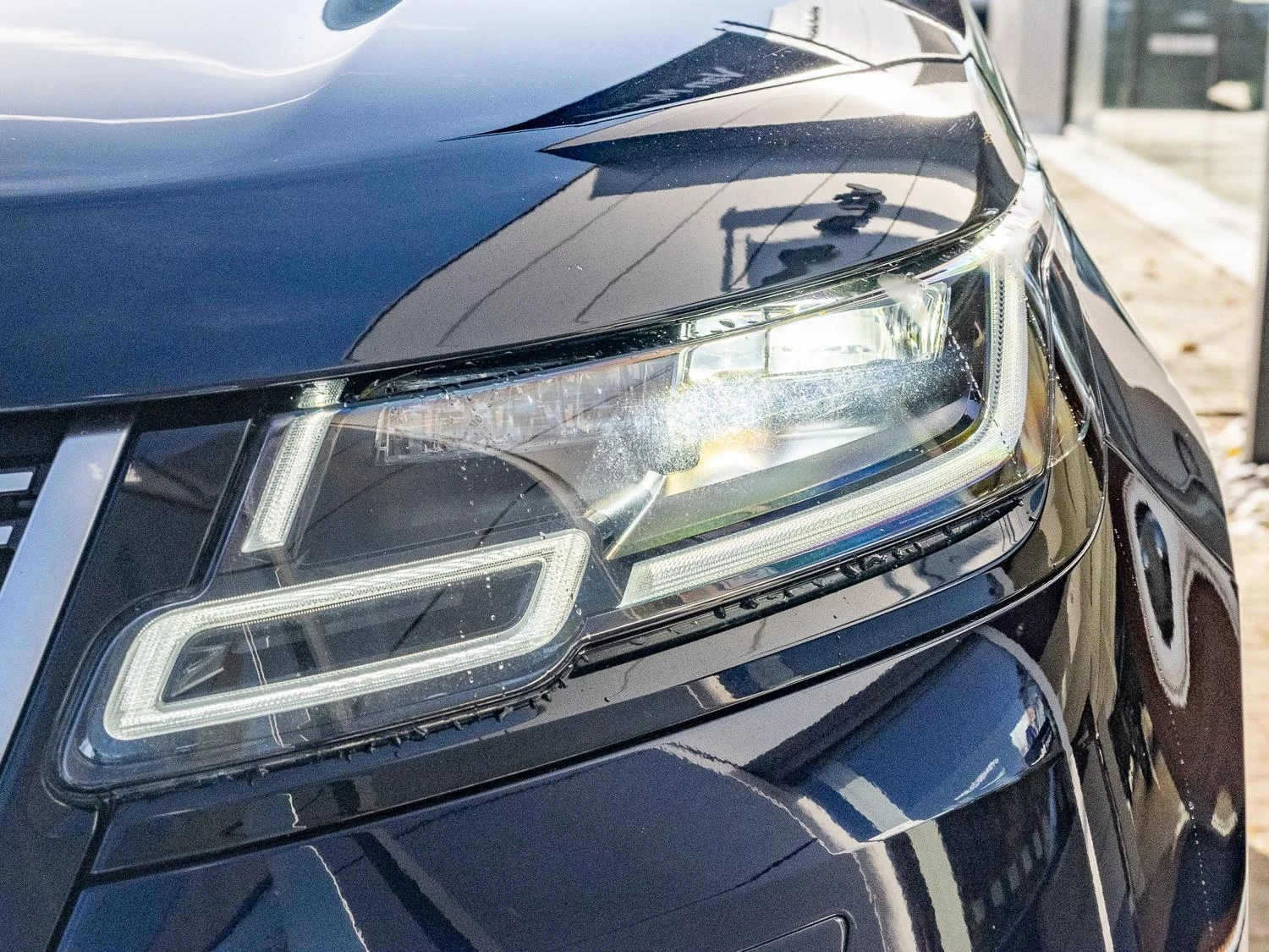 Land Rover-Range Rover Velar-image-10