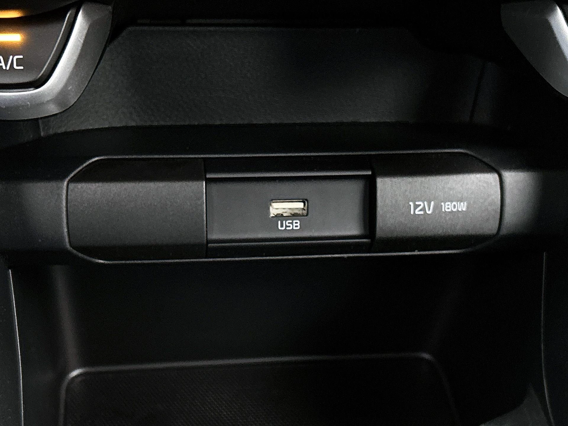 Kia Picanto 1.0 DPi DynamicLine 67 PK