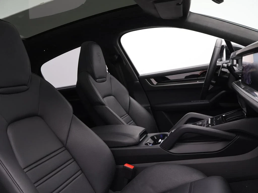 Porsche-Cayenne-image-8