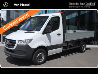 Mercedes-Benz-Sprinter-image-0