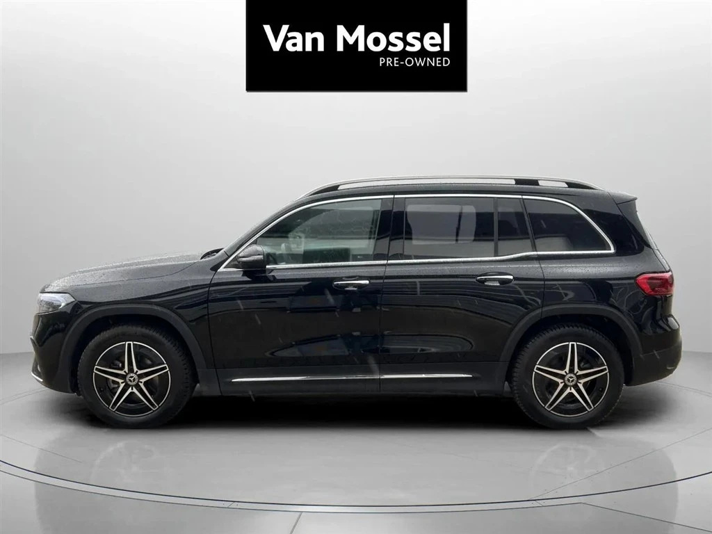 Mercedes-Benz-EQB-image-6