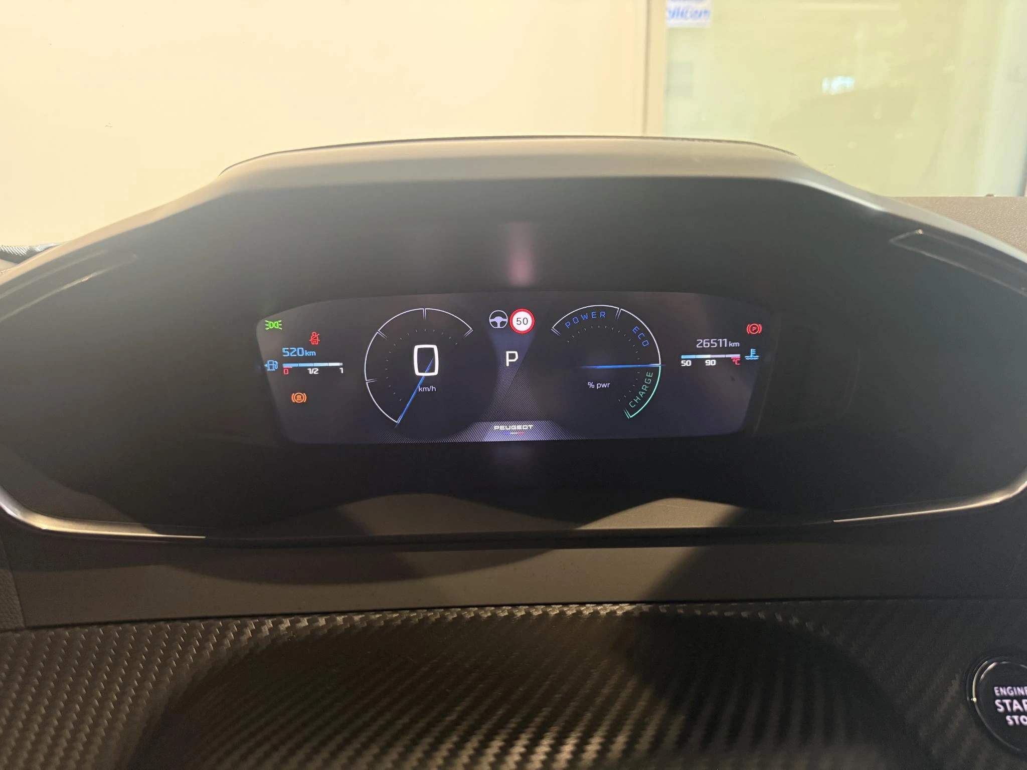 Peugeot-2008-image-10