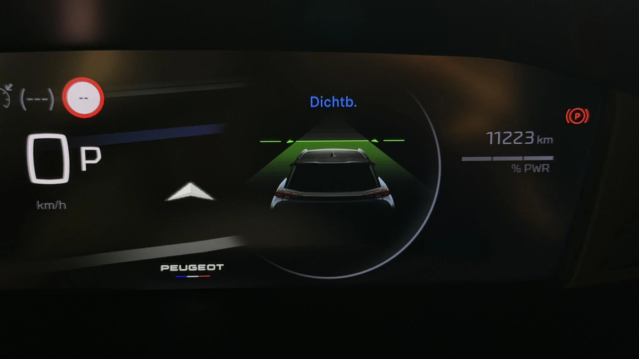 Peugeot-e-2008-image-9