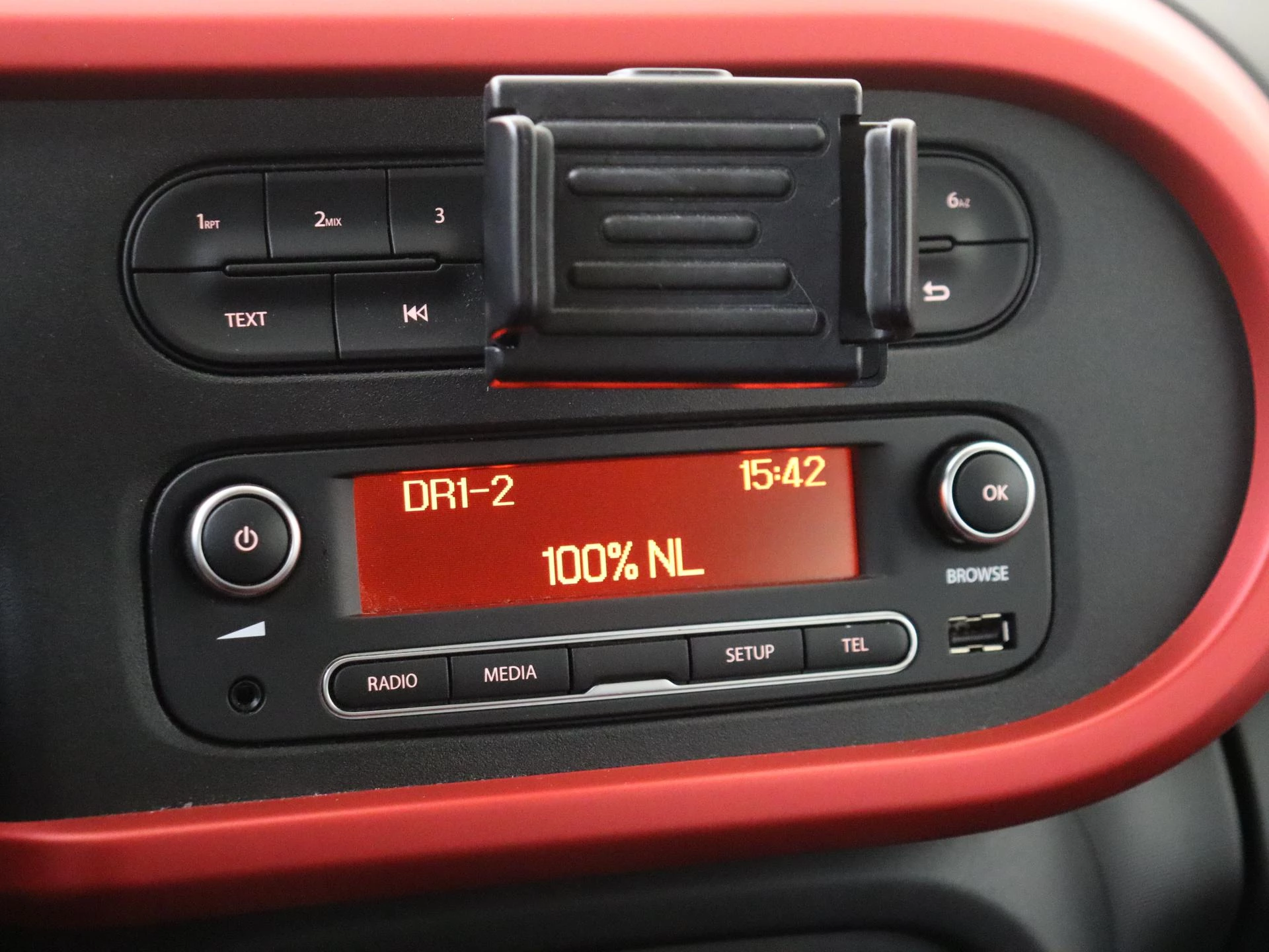 Renault-Twingo-image-16