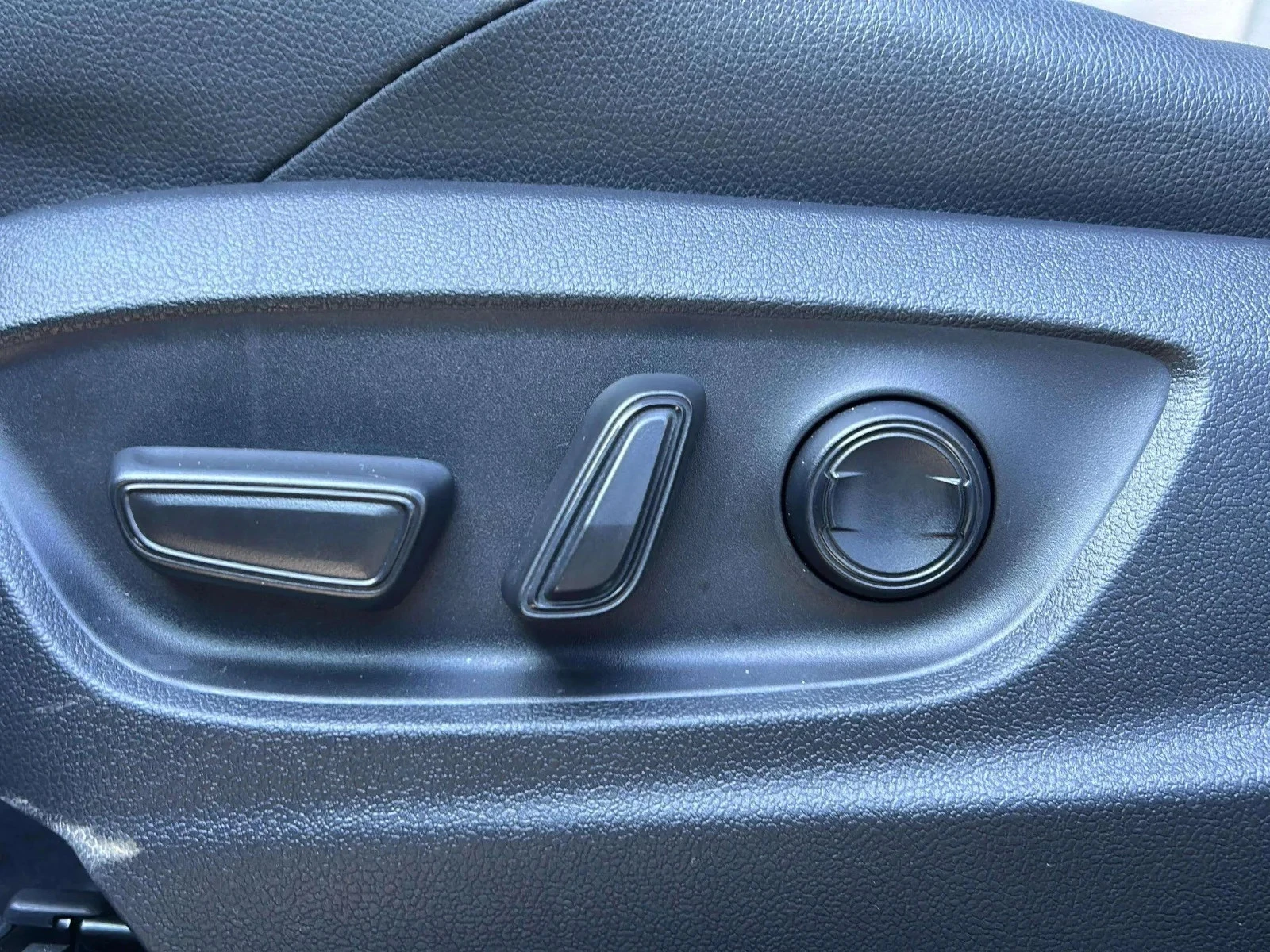 Toyota-bZ4X-image-14