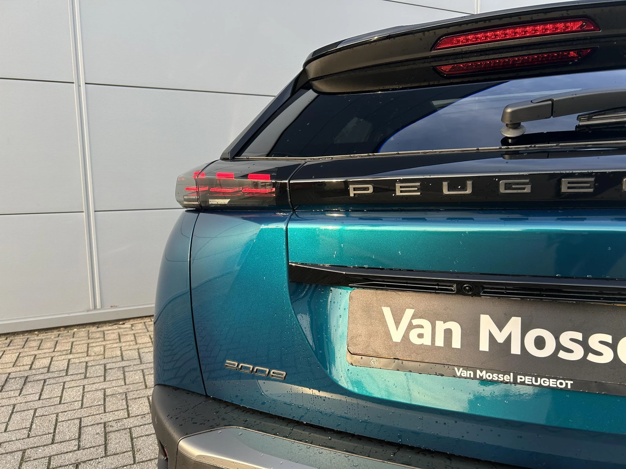 Peugeot-2008-image-23