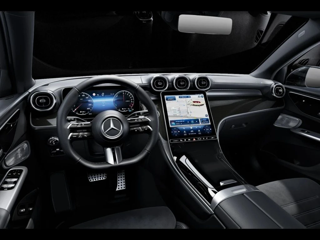 Mercedes-Benz-GLC 300 e-image-9