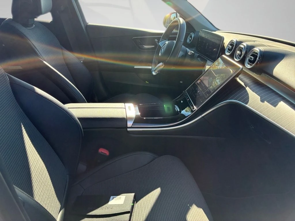 Mercedes-Benz-C-Klasse 200-image-15