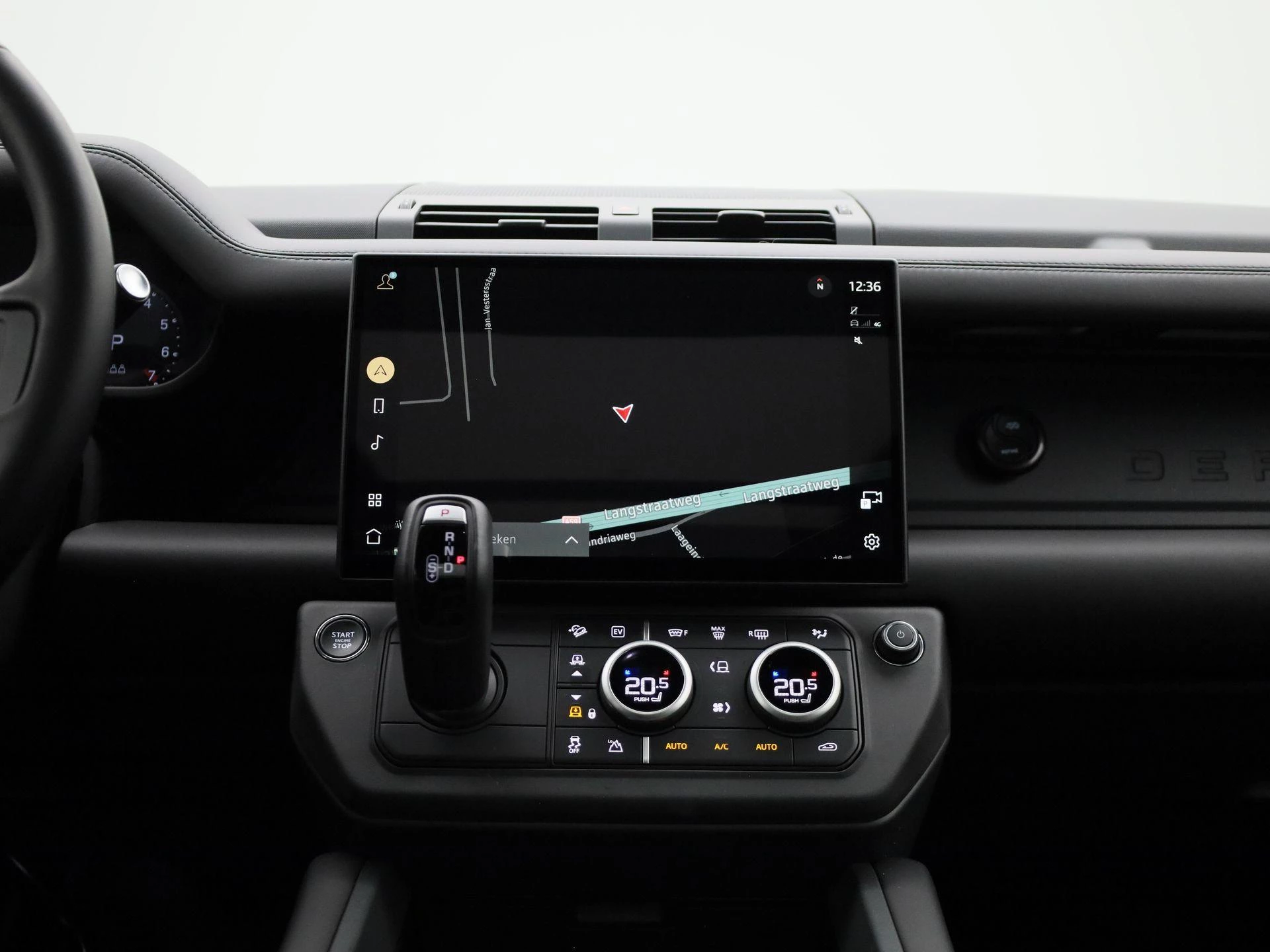 Land Rover-Defender-image-9